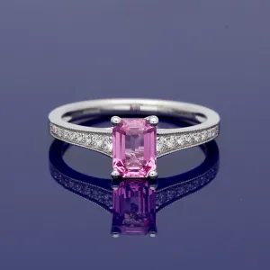 18ct White Gold Pink Sapphire Ring with Diamond Set Shoulders