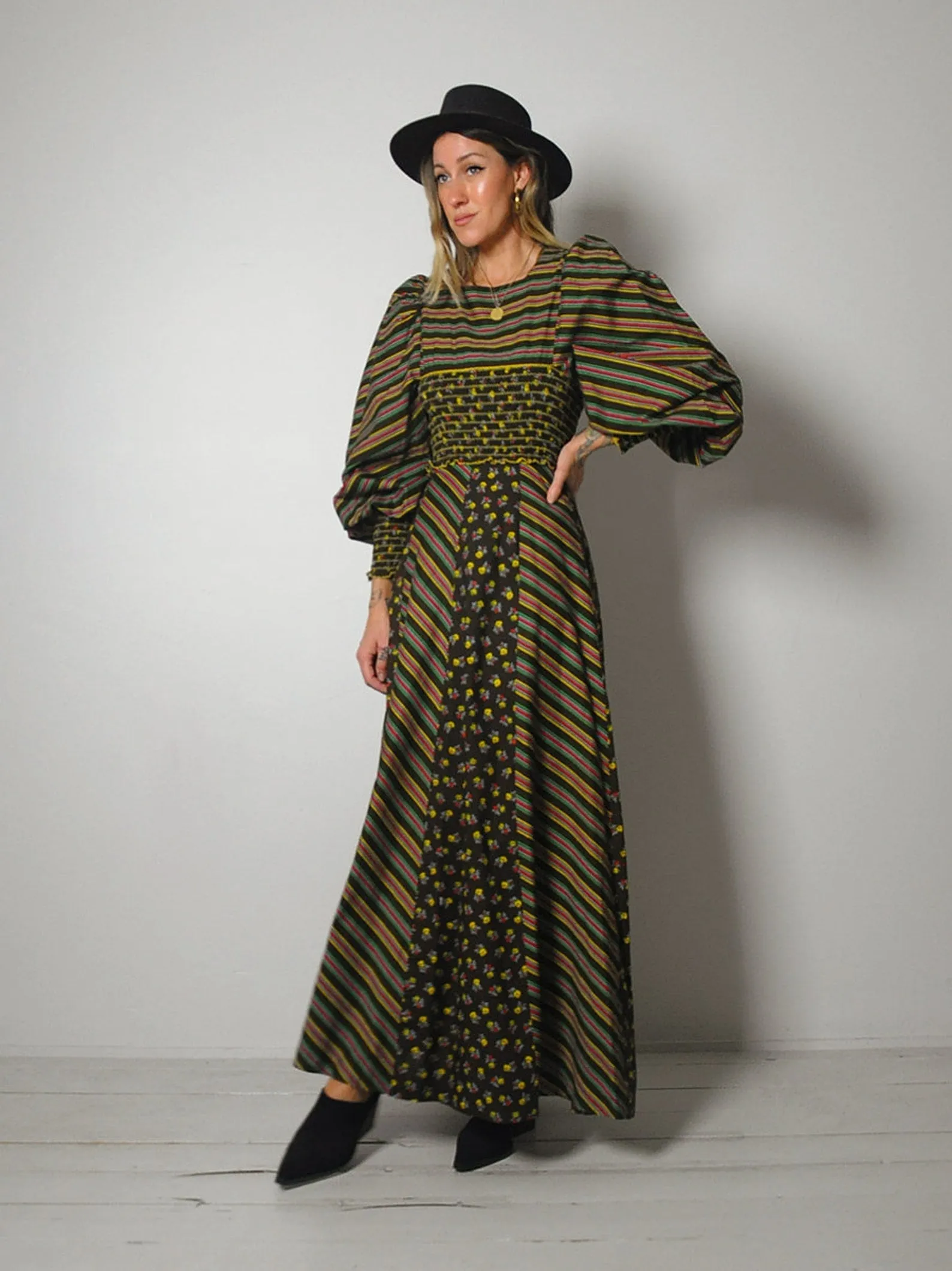 1970's Balloon Sleeve Dress