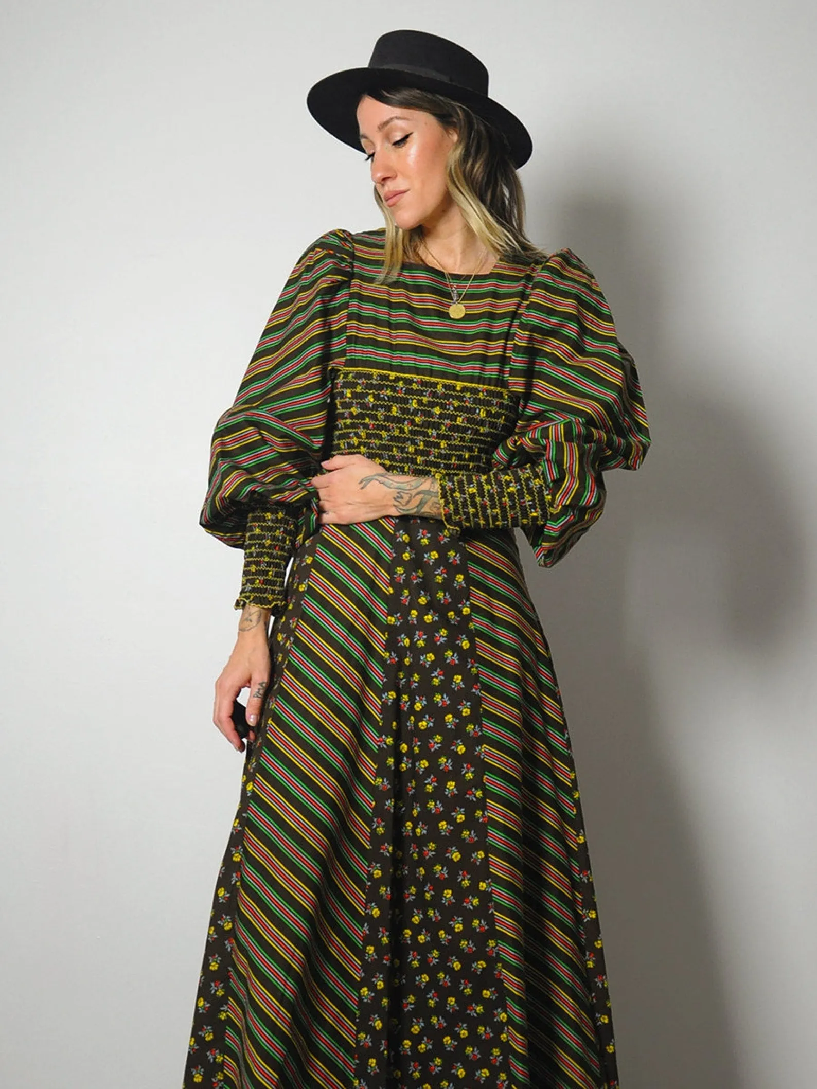 1970's Balloon Sleeve Dress