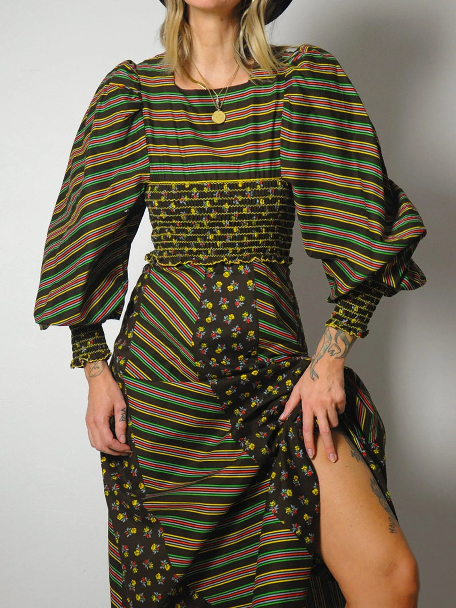 1970's Balloon Sleeve Dress