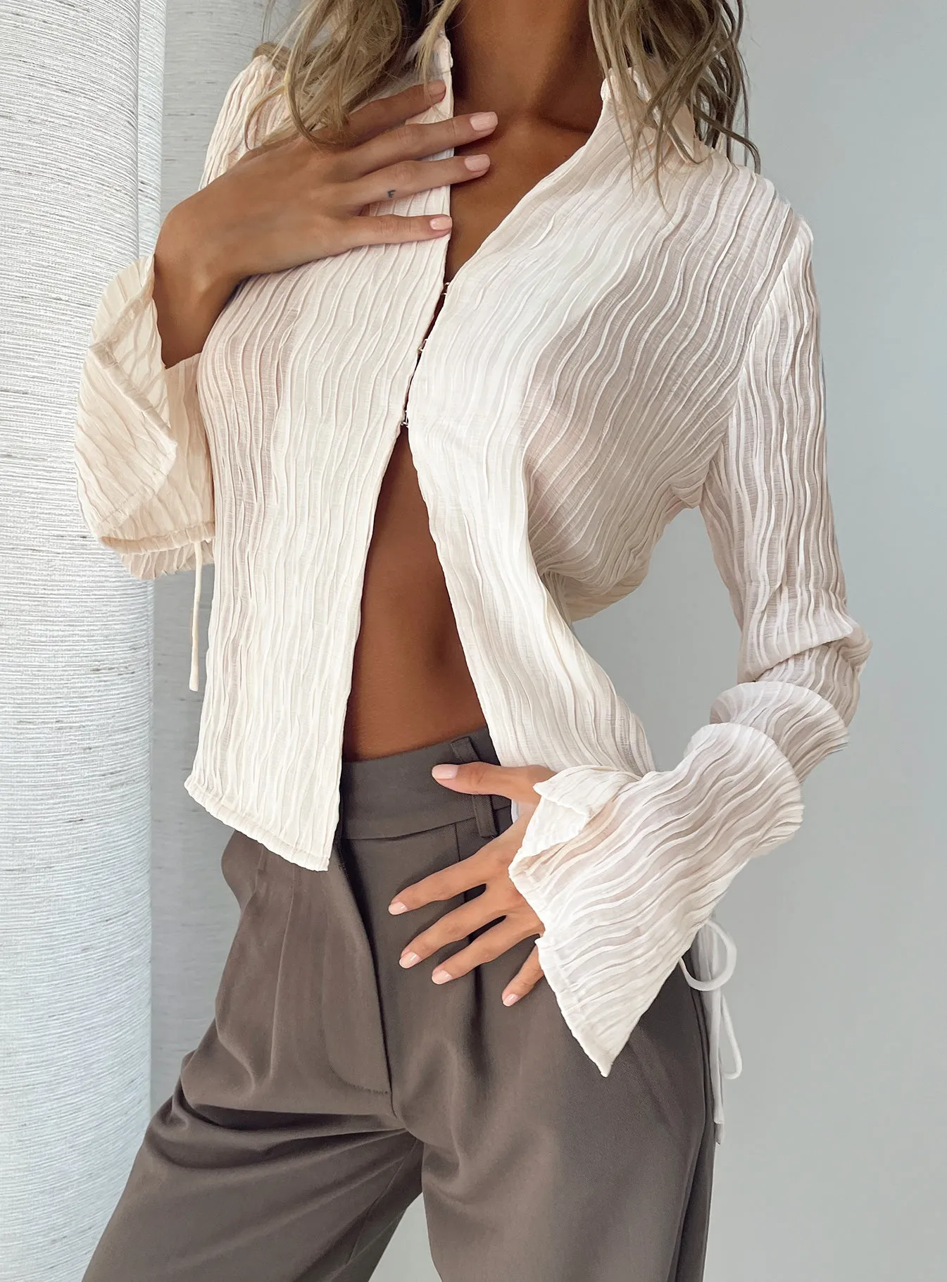 Aluna Shirt Beige