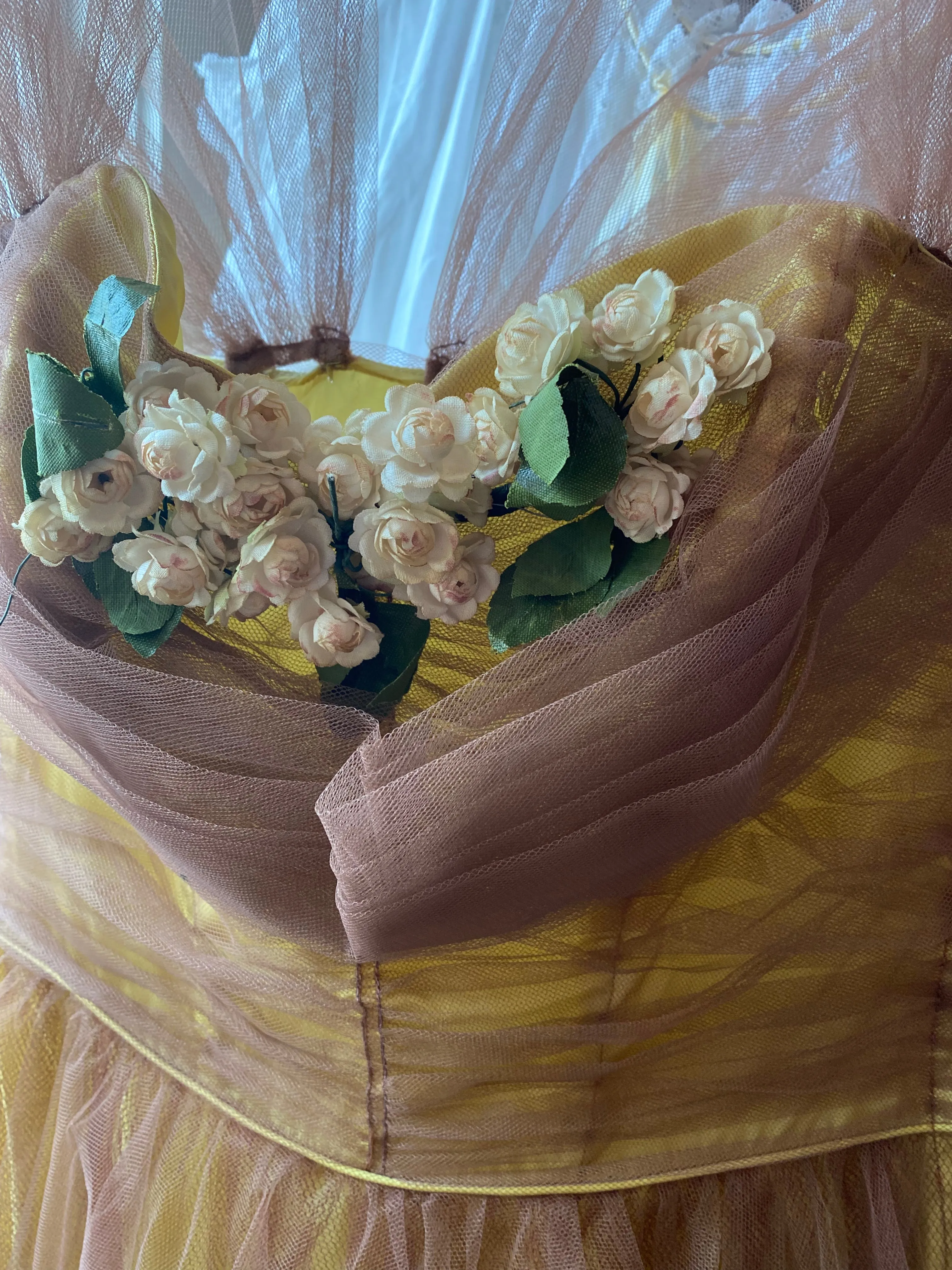 Beautiful 1950's Daffodil Yellow And Auburn Prom Dress / Small