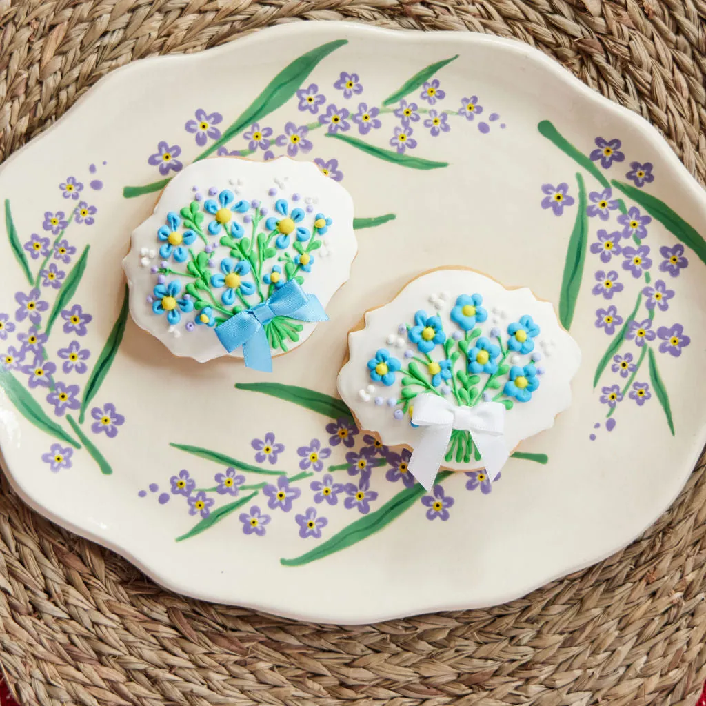 Forget-Me-Not Bouquet Cookie