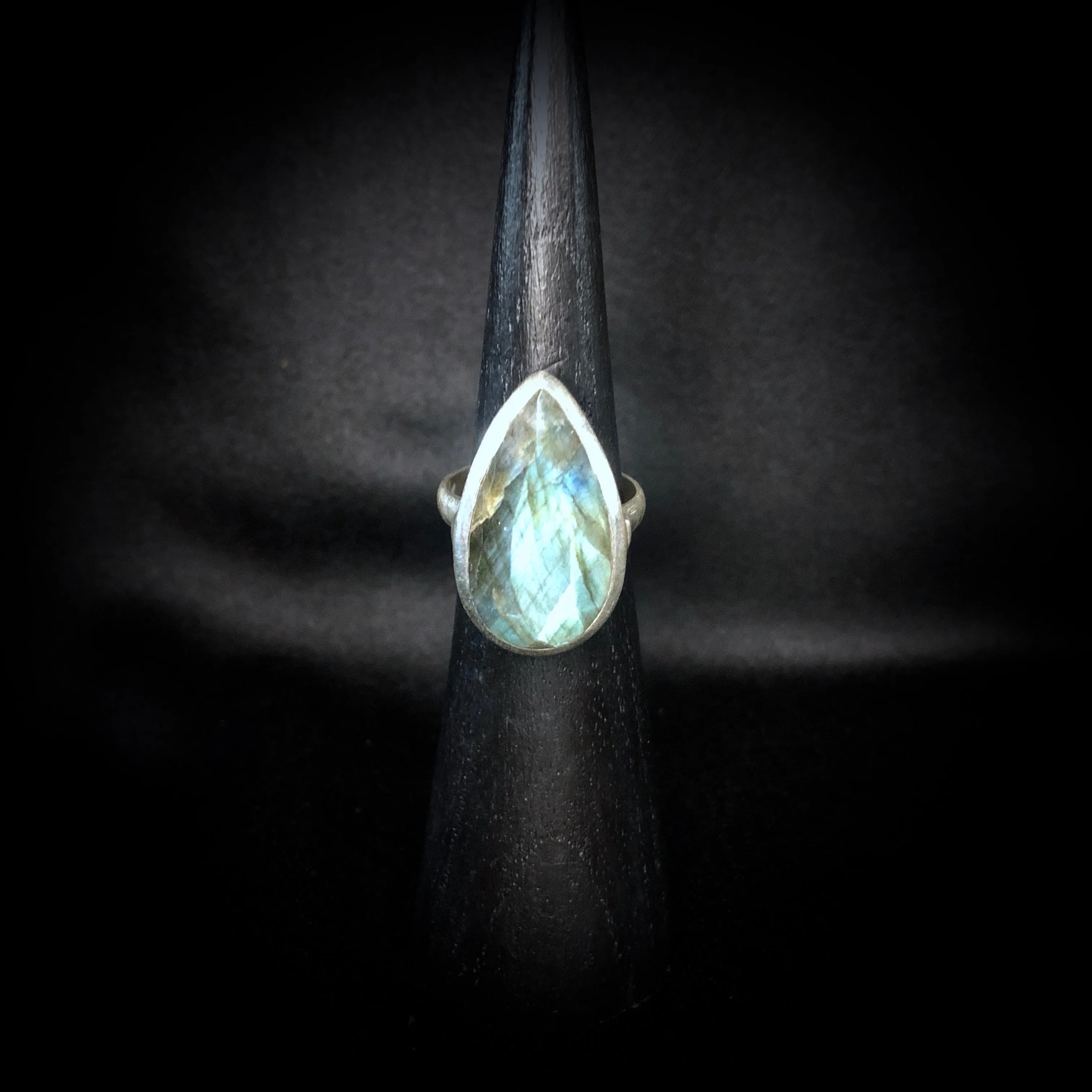 Large Pear-cut Labradorite Ring