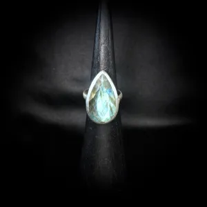 Large Pear-cut Labradorite Ring