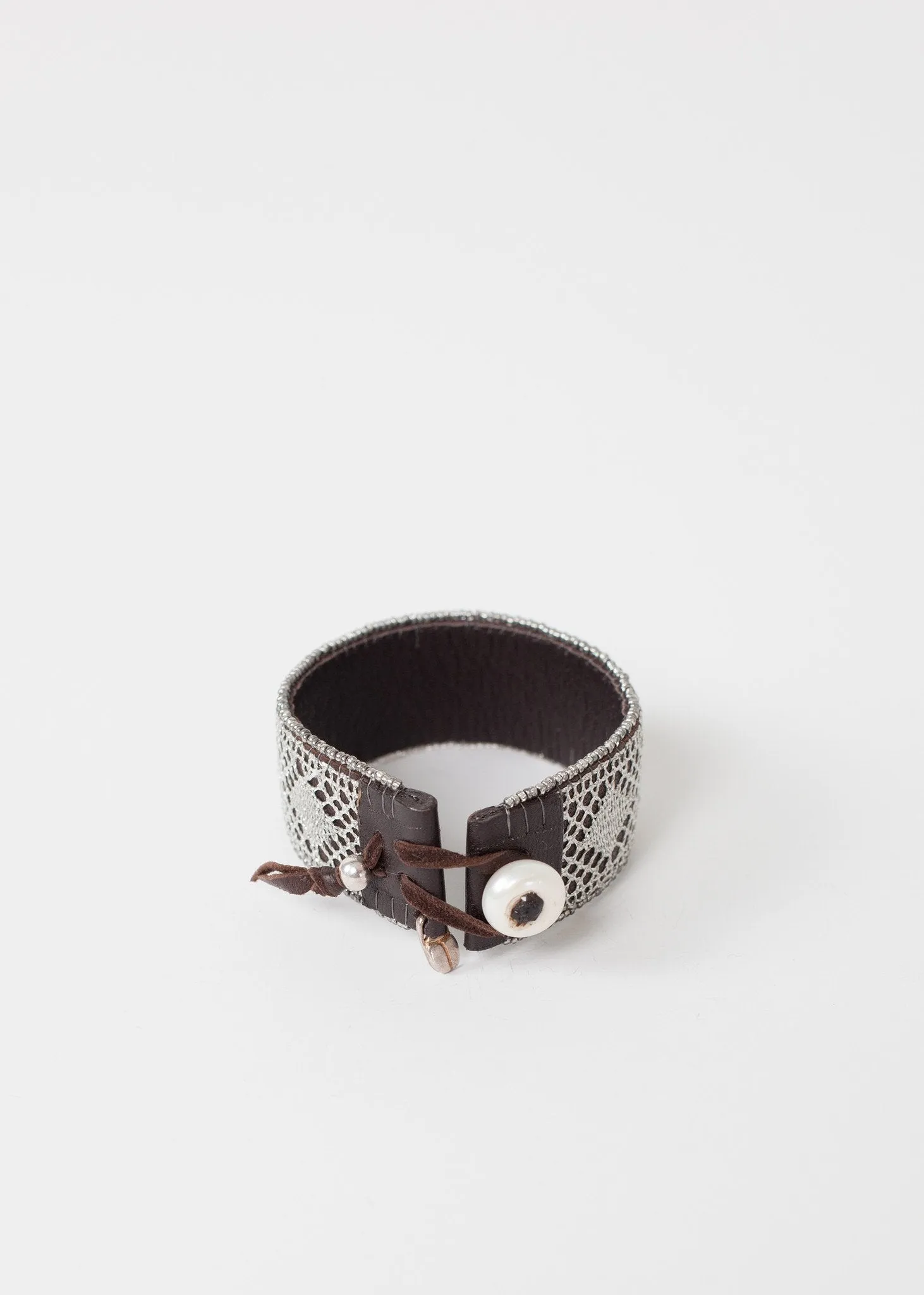 Leace Cuff