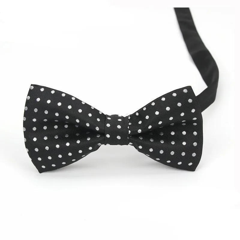 Polka Dot Bow Tie Pre-Tied